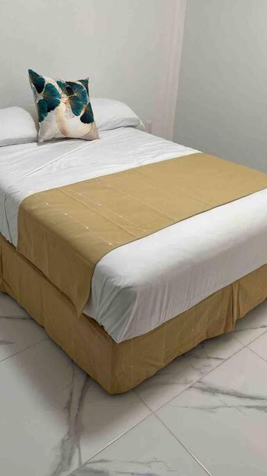 Costa Malaga 1 Banus Apartment Acapulco Luaran gambar